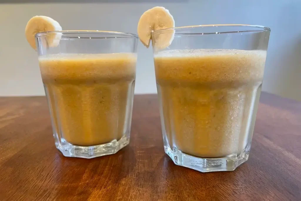 Pineapple & Turmeric Smoothie